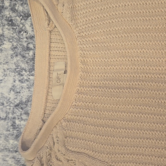 Loft Women's Beige Sweater - Picture 2 of 3